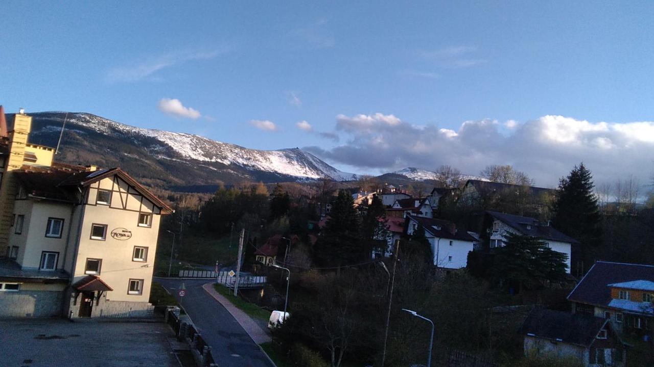 Nowoczesne Mieszkanie Blisko Natury I Sklepu Biedronka Karpacz Exteriér fotografie